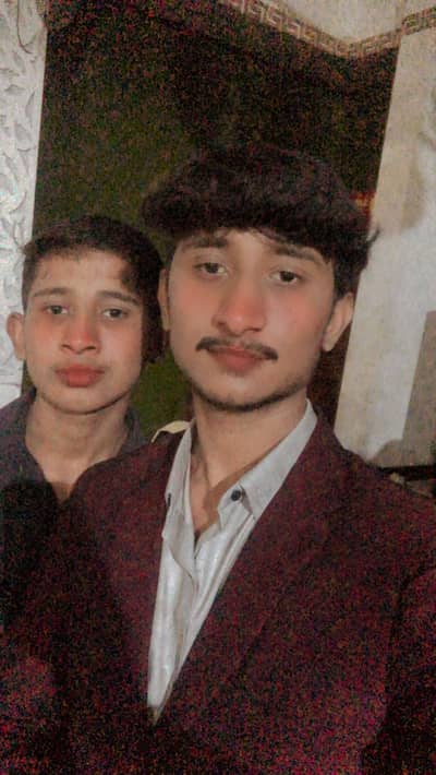 Uzaif