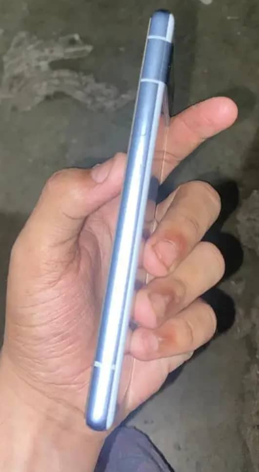 Google Pixel 7a 3