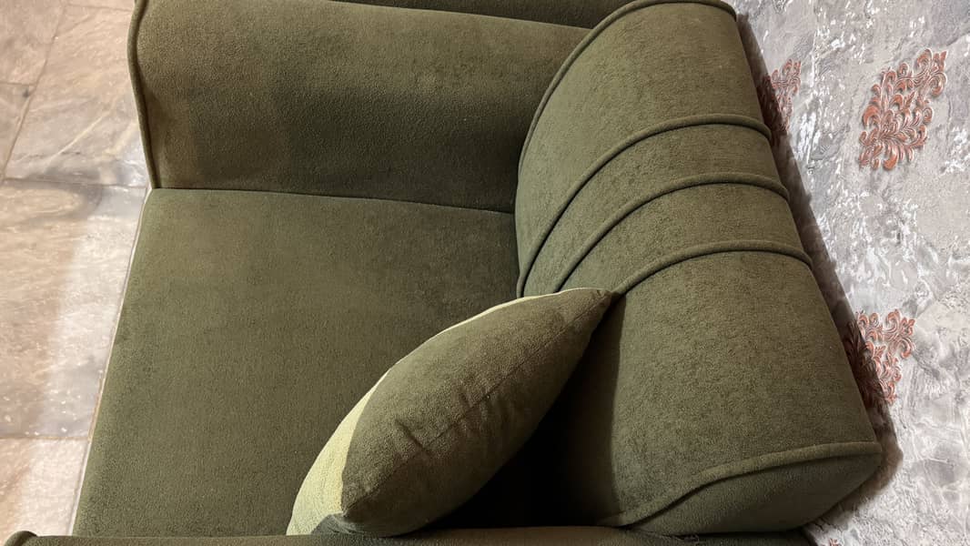 2 seater Sofa 4