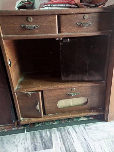 TV Trolly for sale.
