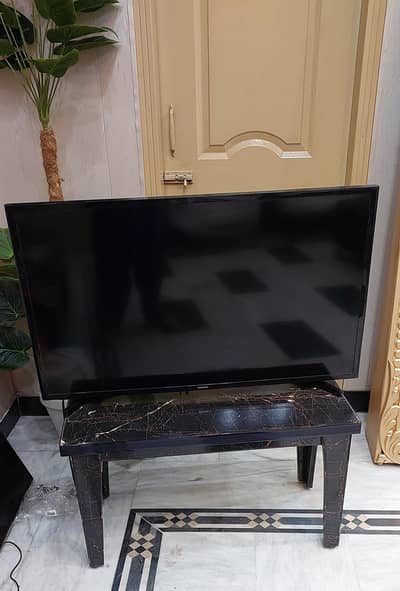 Samsung Led tv 40 inch original good condition no fault
