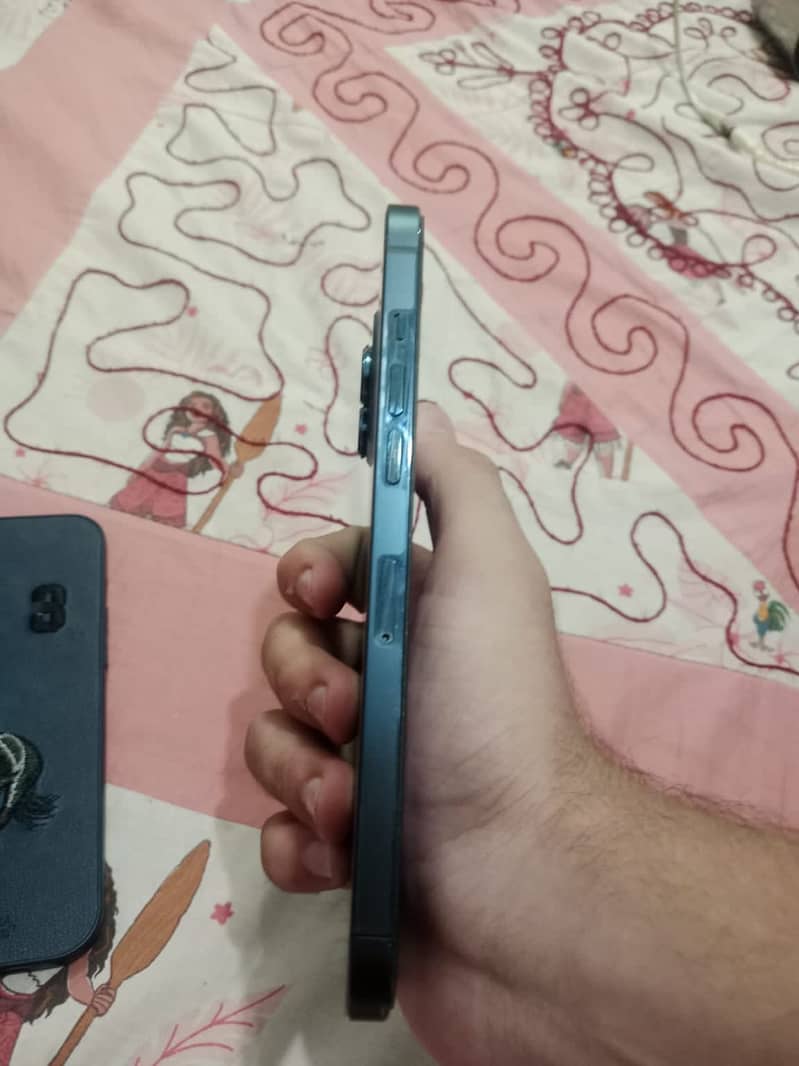 Iphone 12 pro max 1