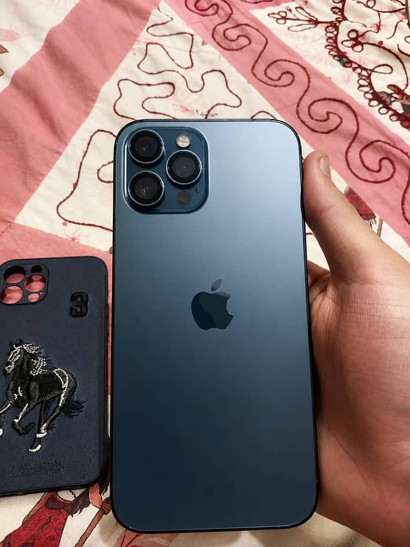 Iphone 12 pro max 2