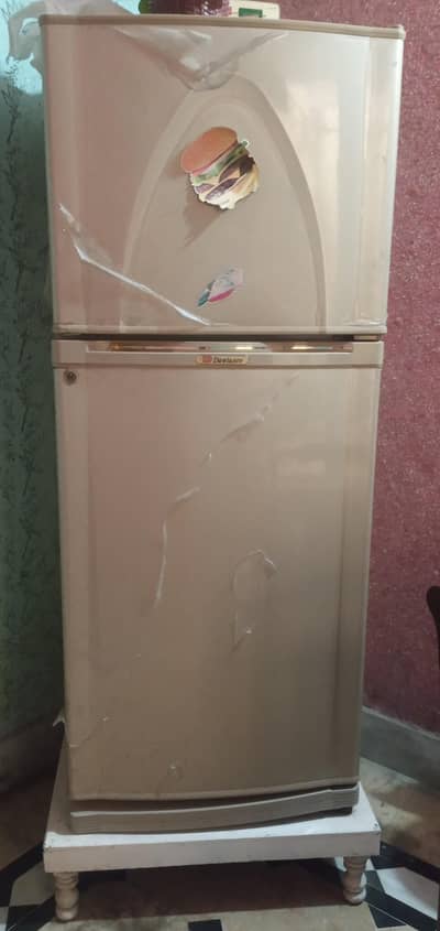 Dawlance 2 door fridge-100% working for sale Rawalpindi
