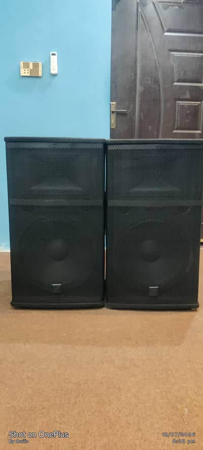 dj speakers E. V 2 pairs for sale