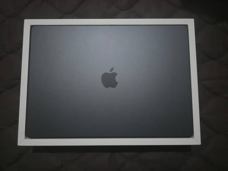 MacBook M5 pro 0