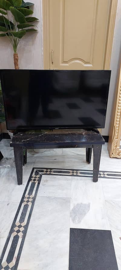 Samsung Led tv 40 inch original good condition no fault