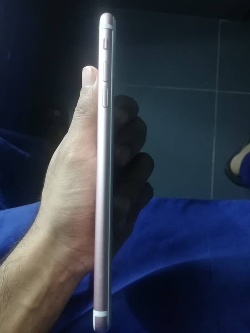 iPhone 7  plus 1