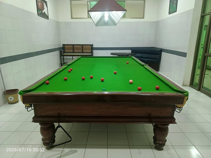 snooker table 0