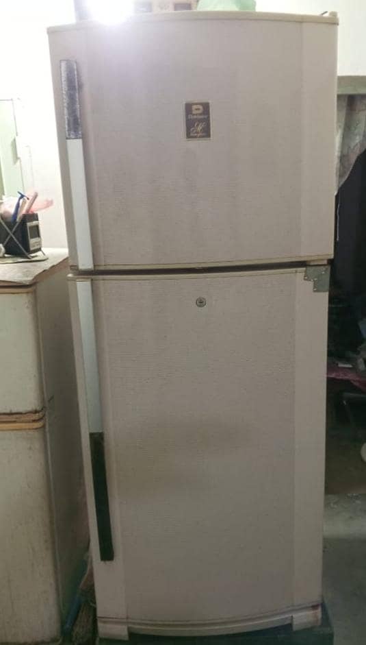 Dawlance refrigerator 0