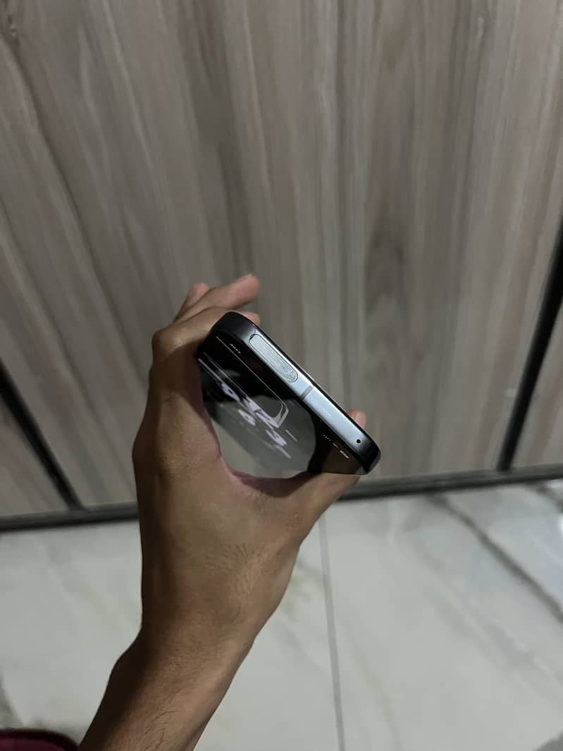 Google pixel 9 pro 4