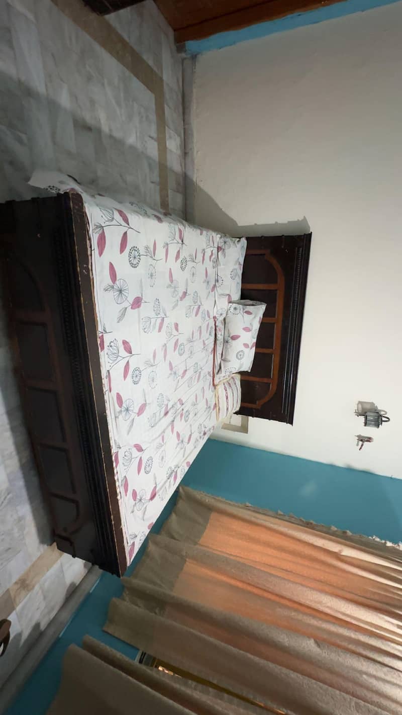 king size bed 1