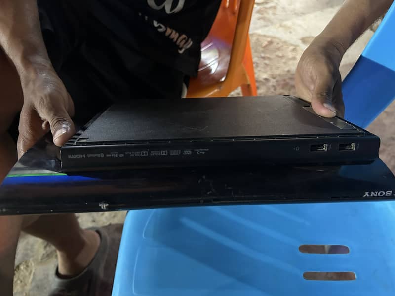 PS3 ultra 1