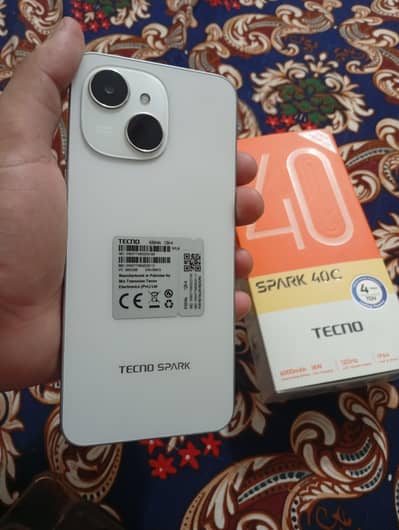 TECNO SPARK 40 C 6/128 gb