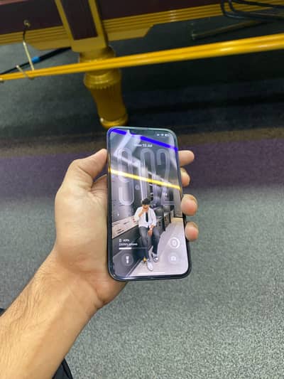 iPhone 13 jv