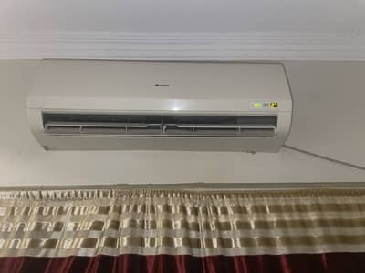 Gree 1 ton Ac
