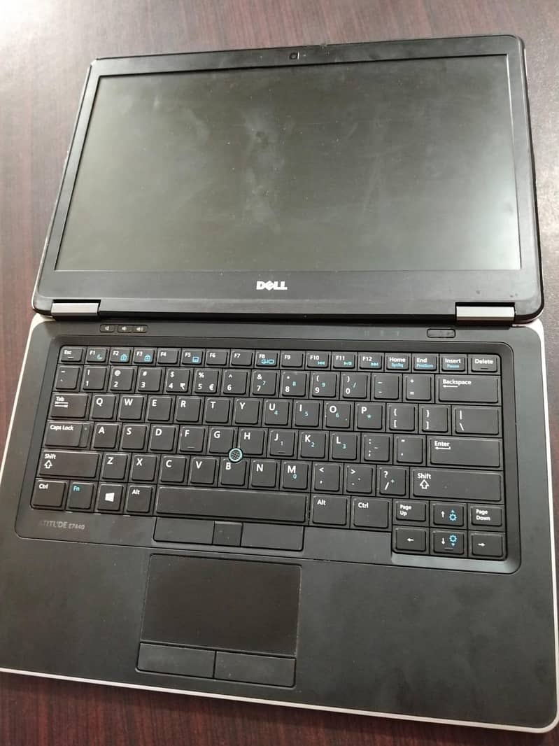 E7440 4