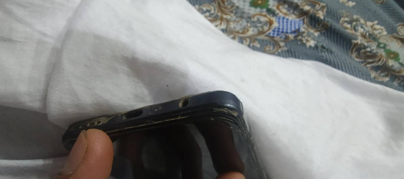 OPPO A60 2