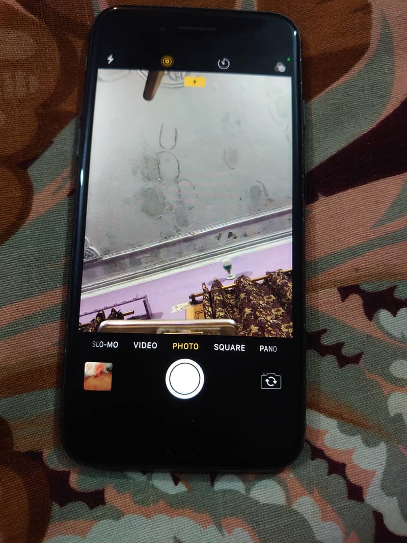 Apple iPhone 8 6