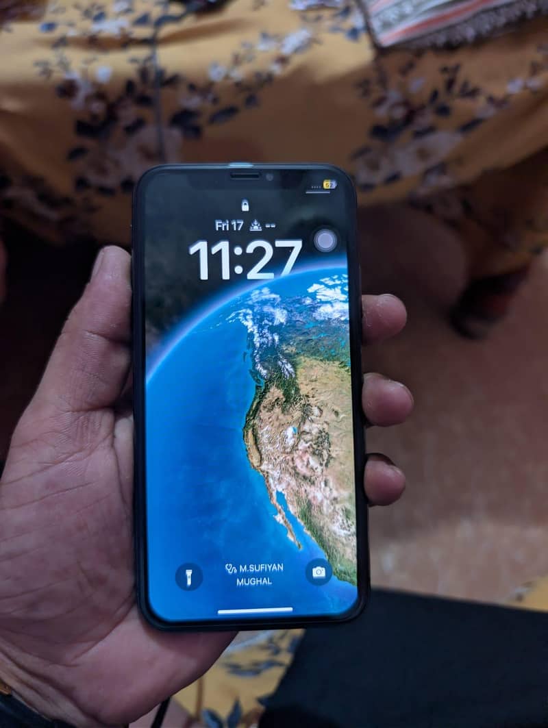Apple iPhone X 0