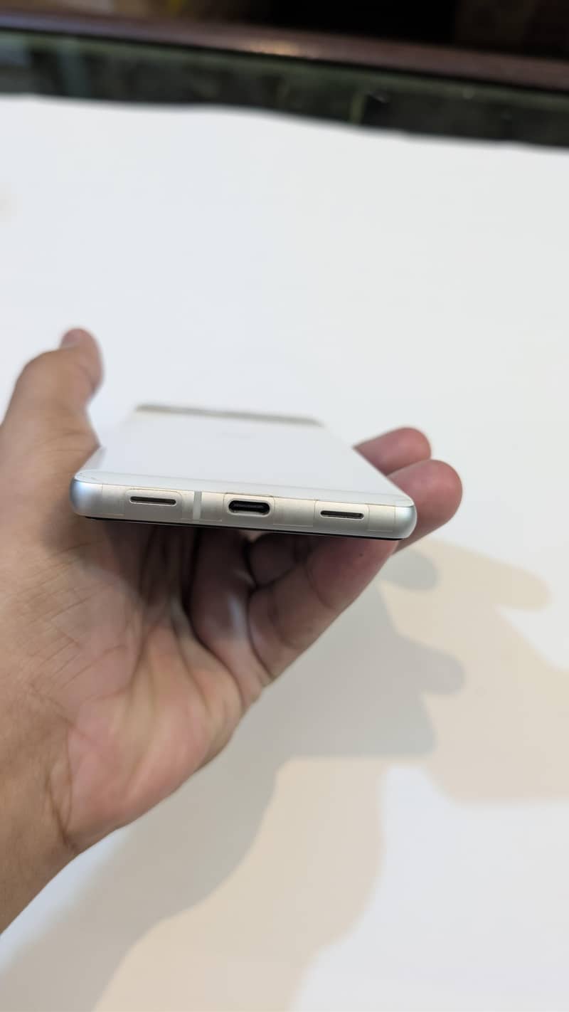 Google Pixel 7a 10
