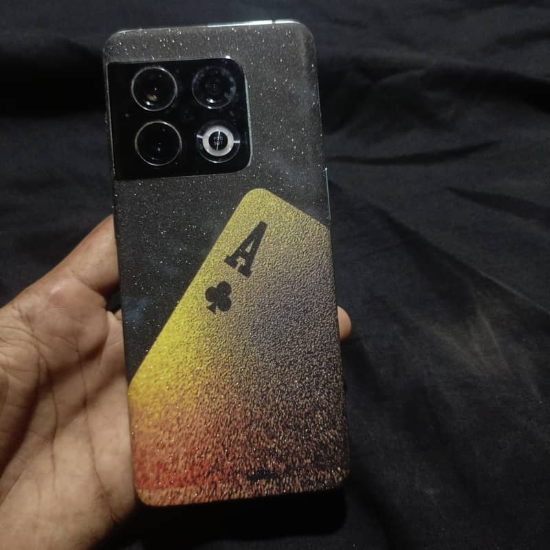 One Plus 10 Pro 3