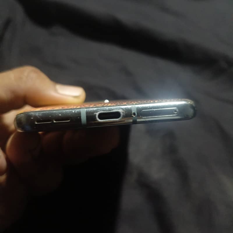 One Plus 10 Pro 5