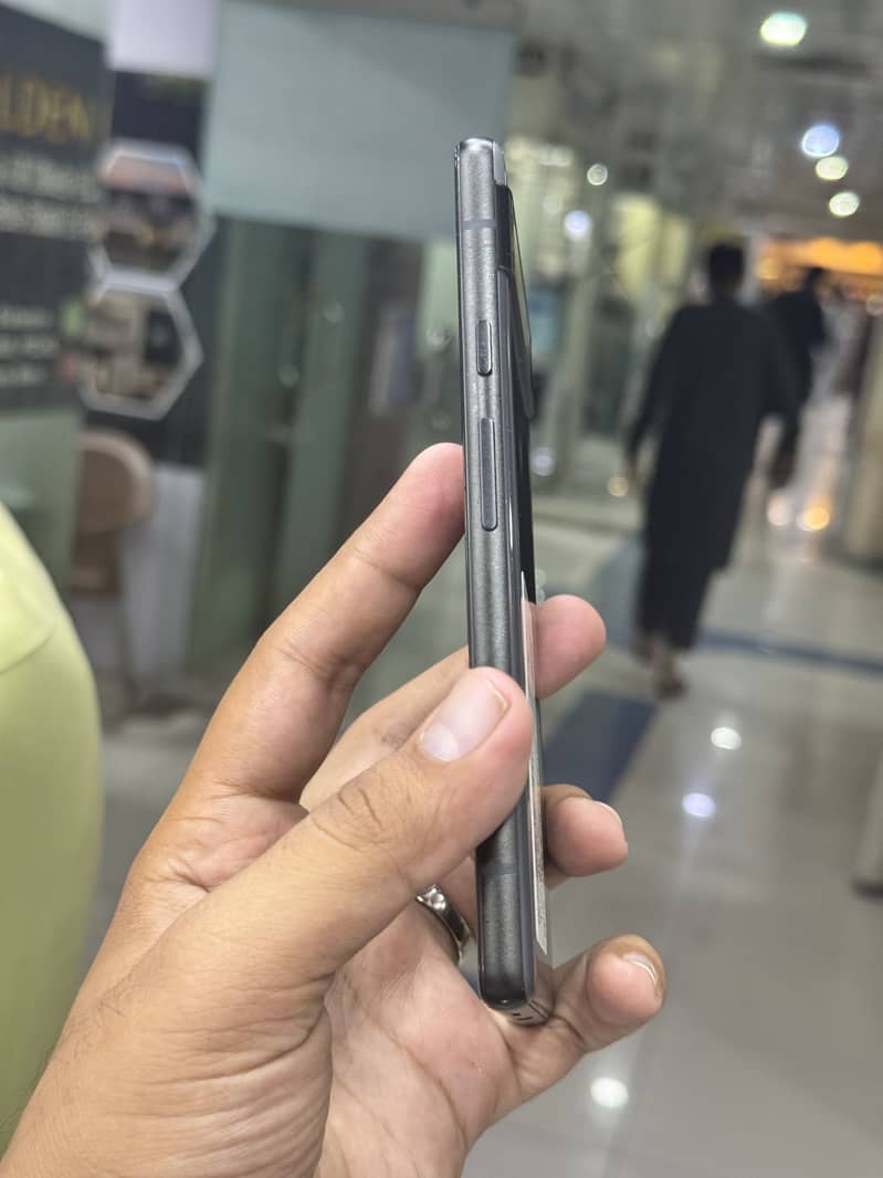 Google Pixel 6a 3