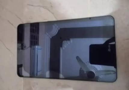 LG Tablet 2GB/32GB for sale read description first