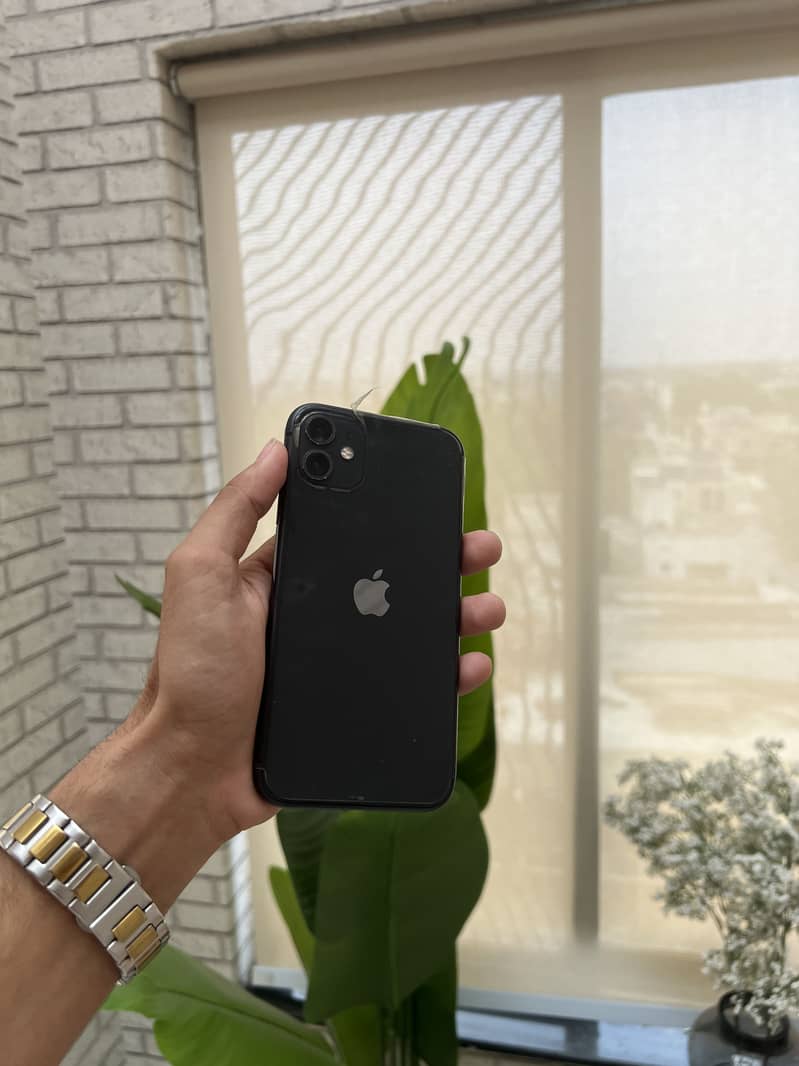 Apple iPhone 11 0