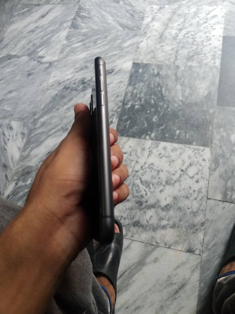 iphone 11 3