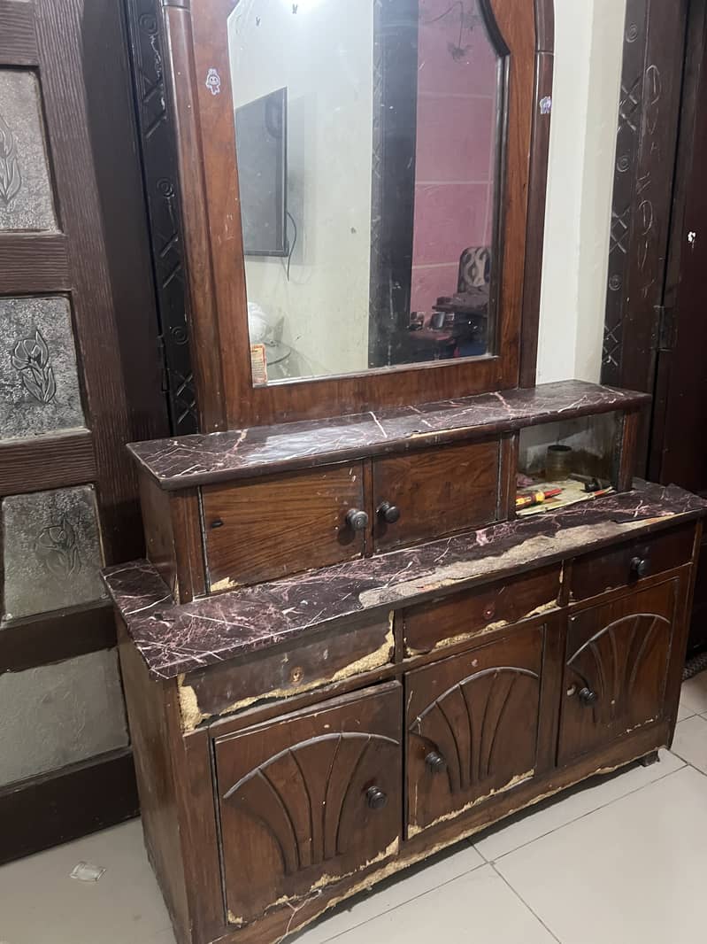 Dressing table 1