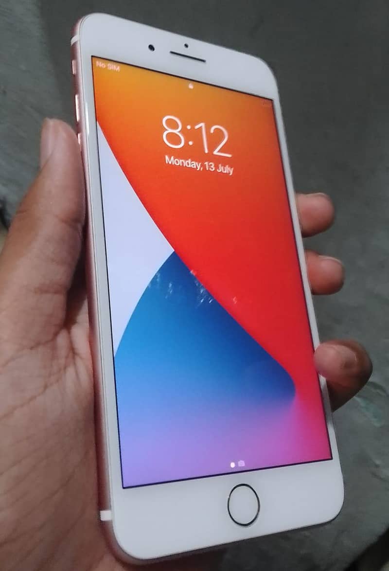 Apple iPhone 7 Plus 0