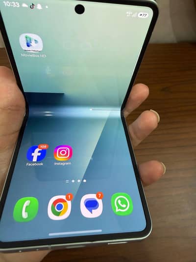 Samsung Mobile Z Flip 7