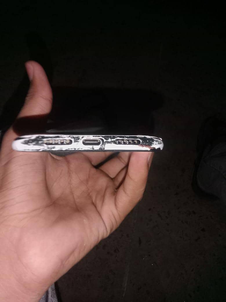One Plus 6T 4
