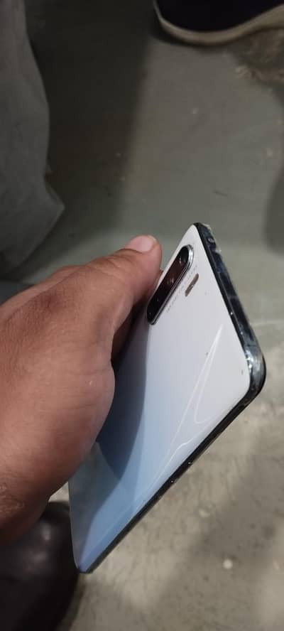 OPPO F15