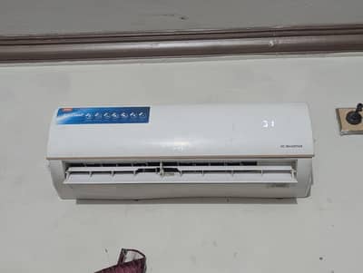 TCL Ac fore sale in good condition