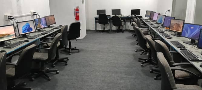 Auction Computer Chair 25 / 40 Classroom Chair Best Deal