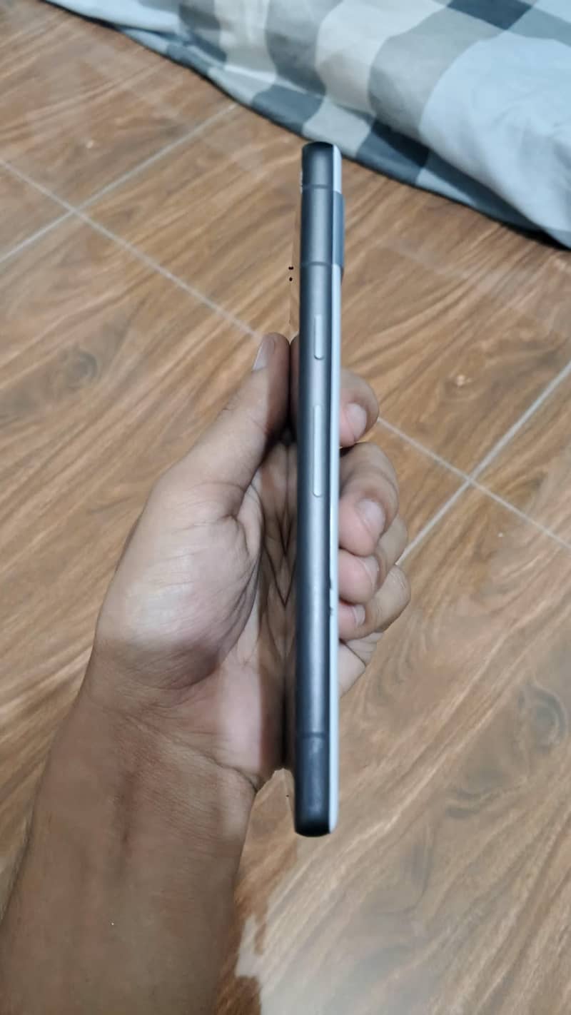 Google Pixel 7a 2
