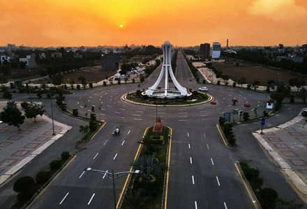 1 KANAL PLOT ON IDEAL LOCATION NEAREST TO BAHRIA TOWN AND WALKING DISTANCE FROM MASJID AND PARK FOR AVAILABLE SALE