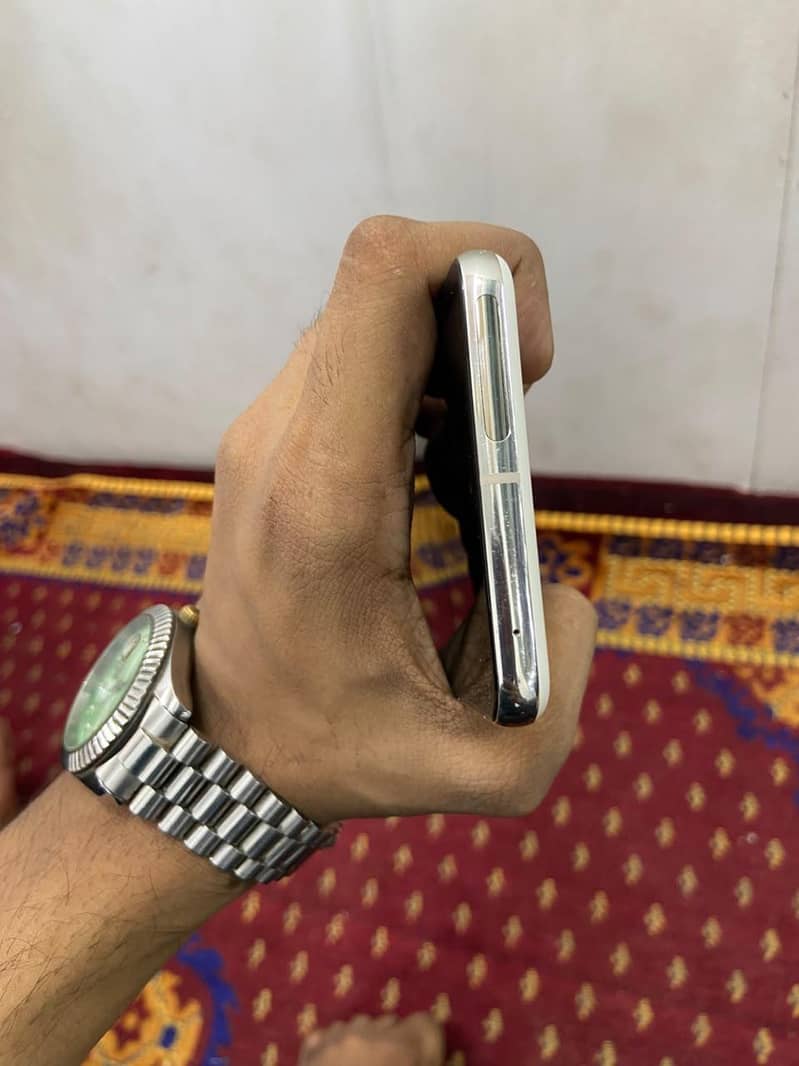 Google Pixel 8 Pro 1