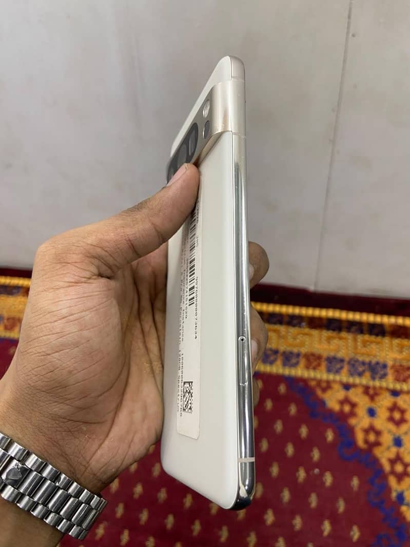 Google Pixel 8 Pro 4