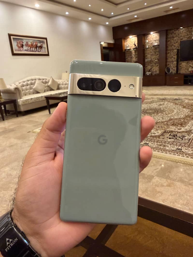 Google Pixel 7 2