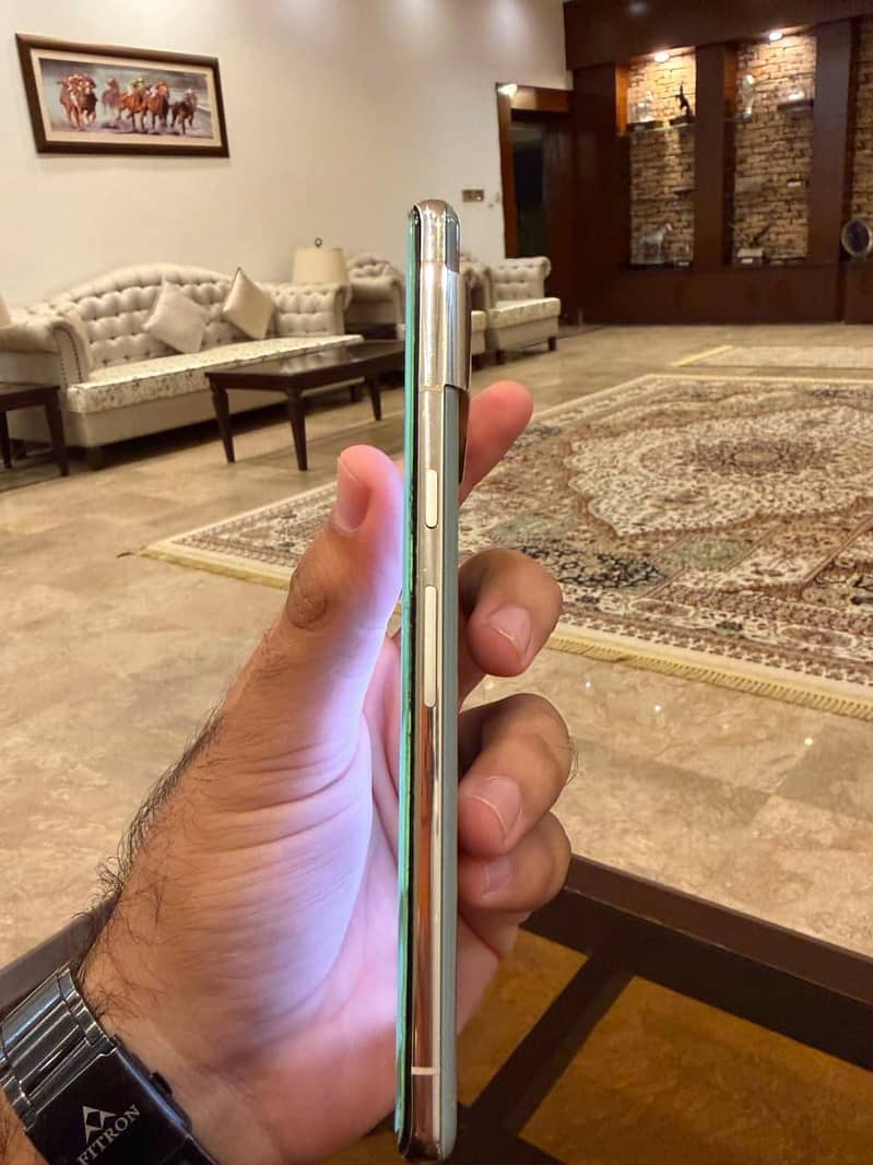 Google Pixel 7 5