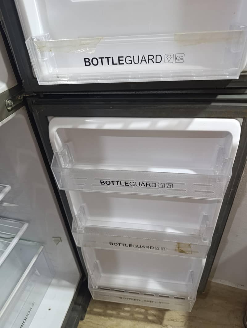 small fridge 0
