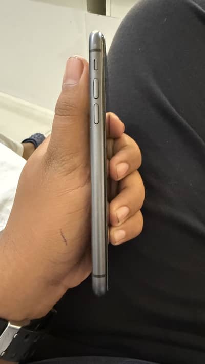 iPhone 11 128GB JV