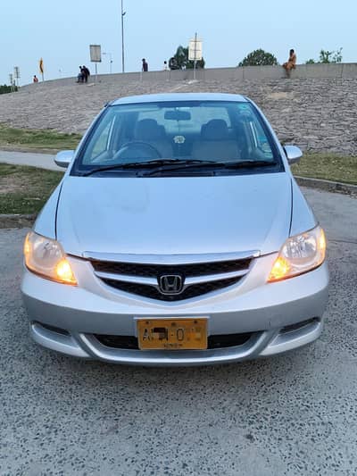 Honda City 2006 almost Total genuine 15-16 km/liter average in city