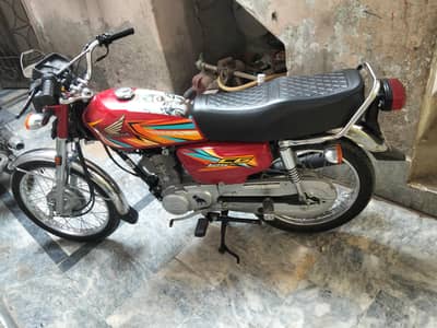 Honda total original or bilkul fresh condition ma he