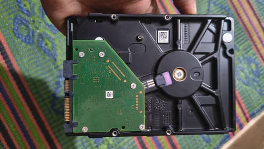 Seagate 4 TB HDD in good condition