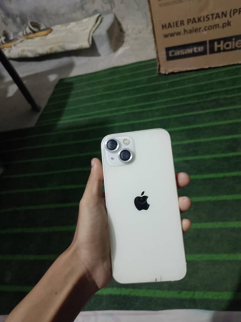 Apple iPhone 13 1